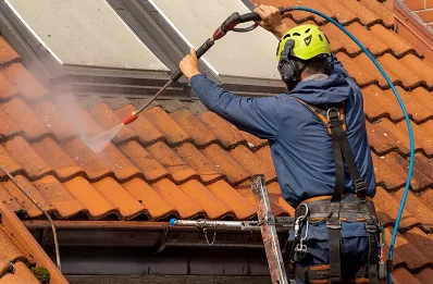 Démoussage et hydrofuge de toiture à Ergny